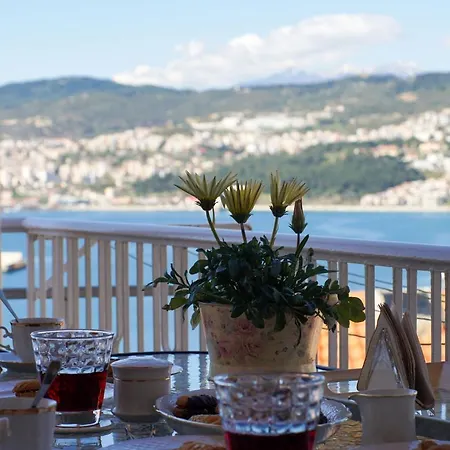 Rustic Maisonette * Kawala