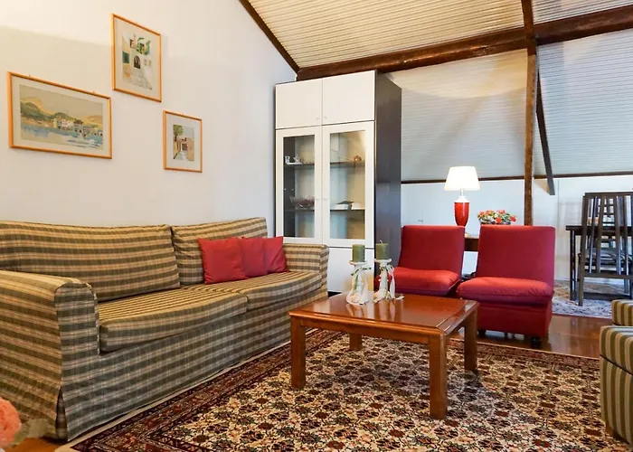 아파트 Rustic Maisonette